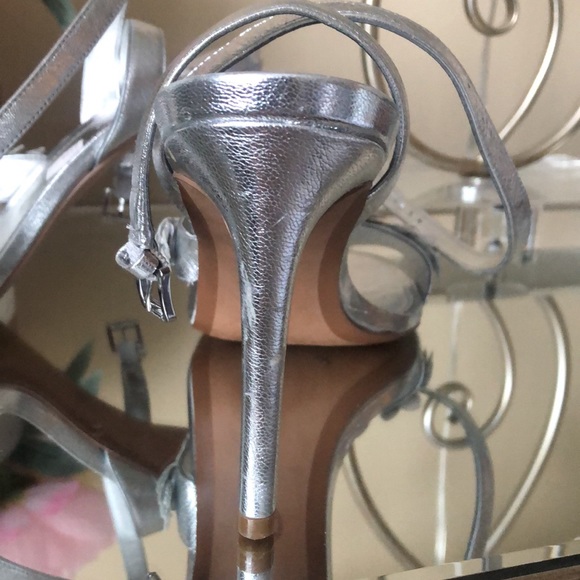 MICHAEL KORS genuine leather silver sandals heels - Picture 6 of 12